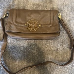 Tory Burch tan messenger bag